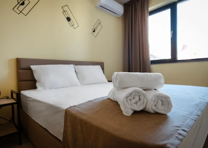 By The River 5 Apartamento